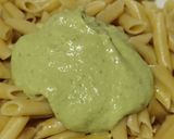 Foto del paso 3 de la receta: Pasta con pesto de aguacate