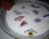 A picture of step 4 of Let me call it pudding.