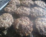 Foto langkah ke 4 dari resep Steak Burger #KitaBerbagi.