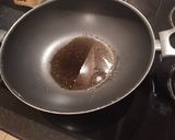 A picture of step 1 of Leek and mushroom 🍄 sauce.