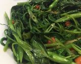 Foto langkah ke 3 dari resep Tumis Kangkung Manado.