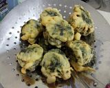 Foto langkah ke 6 dari resep Rolade daun singkong.