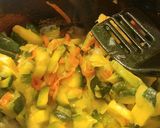 Foto del paso 2 de la receta: Pastel de zapallitos con polenta (vegan)