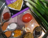 આલુ સેવ વીથ  લીલી ડુંગળી શાક (Green shak Recipe in Gujarati) રેસીપી સ્ટેપ1ફોટો