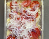 Foto del paso 4 de la receta: Merluza al horno con patata 🐟🥔