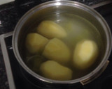 Foto del paso 1 de la receta: Patatas revolconas