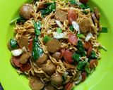 Foto langkah ke 5 dari resep Mie Goreng Jawa.