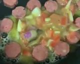A picture of step 6 of Sausage Cheese Omelette.