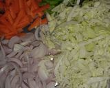 A picture of step 2 of Hakka Noodles.