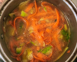 Foto del paso 2 de la receta: Crema de verduras 🥕🥒🥬
