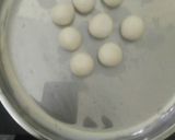 A picture of step 5 of Sponge Rasgulla.