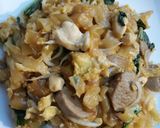 Foto langkah ke 11 dari resep Kwetiau Ayam Bakso Simple.