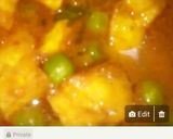 A picture of step 1 of Matar paneer.