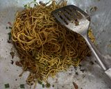 Foto langkah ke 4 dari resep Mie kecap.