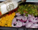 Foto del paso 6 de la receta: Raya, papines y verduras a la chapa