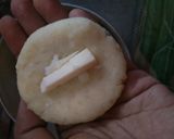 Foto langkah ke 4 dari resep Bola Kentang Keju.