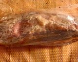 Foto del paso 3 de la receta: Peceto de cerdo con salsa gravy de duraznos y chardonnay