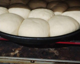 Foto del paso 3 de la receta: Pancitos de leche