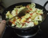 A picture of step 3 of Restaurant Style Sookhi Aloo Gobhi.