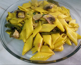 Foto del paso 10 de la receta: Macarrones con Salteado de Champiñones