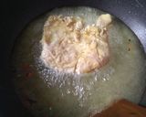 Foto langkah ke 3 dari resep Ayam geprek sambel korek.
