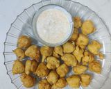A picture of step 4 of Onion Pakoda.