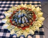 Une image de l'étape 10 de Salade « dôme » aux endives,tomate,champignons et anchois.