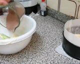 Foto del paso 2 de la receta Pastel dos sabores con un solo huevo