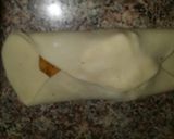A picture of step 4 of Chicken cheese packet roll.