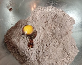 Foto del paso 2 de la receta: Galletitas chocolinas navideñas