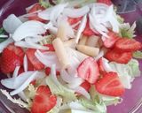 Foto del paso 1 de la receta Ensalada de escarola espárragos y fresas