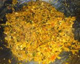 A picture of step 5 of Khageena (Spicy scrambled eggs).
