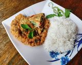 รูปขั้นตอนการทำที่ 3 ของ ข้าวไข่เจียวกระเพราหมูสับ