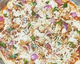 A picture of step 1 of Chicken Tikka pizza.