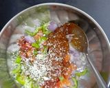 A picture of step 3 of Pizza dhokla.