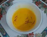 A picture of step 2 of Saffron Rice Kheer.