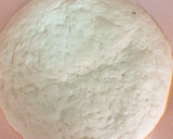 Foto del paso 5 de la receta: Pizza a la carbonara con olivas negras