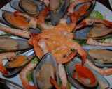 Foto del paso 4 de la receta Mejillones con gambas en salsa rosa