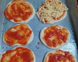 Foto del paso 6 de la receta: Mini pizzas caseras 🍕😍
