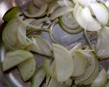 Foto langkah ke 2 dari resep Tumis Brokoli Saus Tiram.