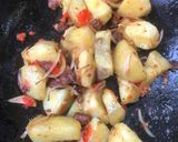 A picture of step 6 of Stir fried potatoes.