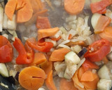 Foto del paso 2 de la receta: Noodles konjac con pavo y salsa de soja