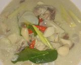 รูปขั้นตอนการทำที่ 7 ของ ต้มข่าไก่ (Thai Chicken Coconut Soup)
