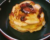 মধু ও খেজুরের প্যানকেক(madhu o khejurer pancakes recipe In Bengali) রেসিপির ধাপ 5 ছবি