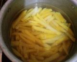 Foto langkah ke 2 dari resep Kentang Goreng Krispi di Luar Lembut di Dalam.