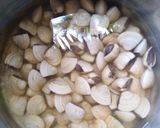 Hình bước làm 1 của món Nghêu hấp sả chanh