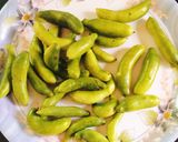 A picture of step 1 of Kundru ki sabzi.