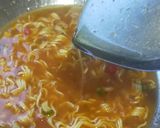 Foto langkah ke 5 dari resep Indomie tomyam.