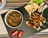 Une image de l'étape 4 de Délicieux caviar d’aubergine accompagné de mini brochettes de poulet.
