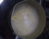 Foto langkah ke 2 dari resep Mie Instan Barbeque Simple.